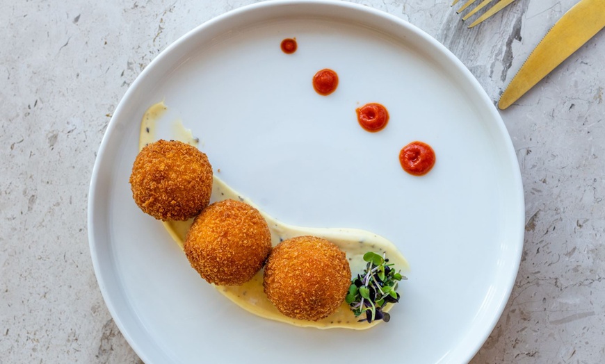 Image 11: Enjoy AED 100, 200, 300, or 500 on Food & Beverages at Cacti