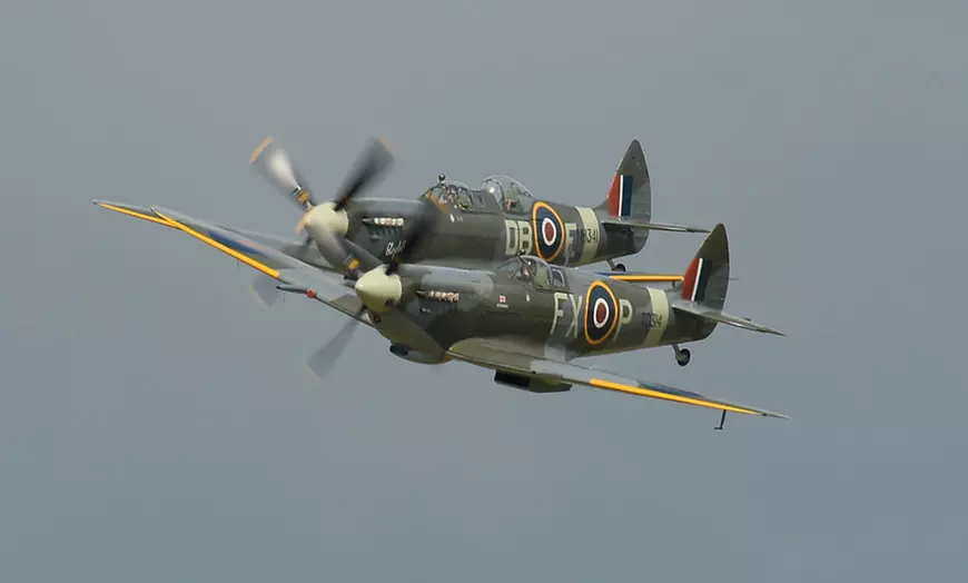 Image 3: The Battle of Britain Air Show: Child (£5) or Adult (£15)