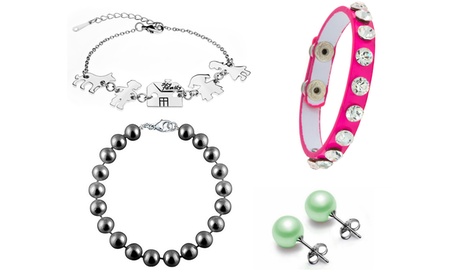 Bracciali e collane disponibili in vari modelli e colori