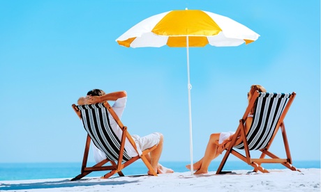 Ombrellone da spiaggia con asta metallica, disponibile in vari colori