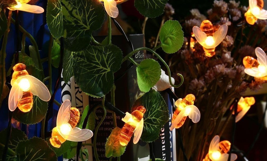 Image 3: Honey Bee Solar-Powered Lights