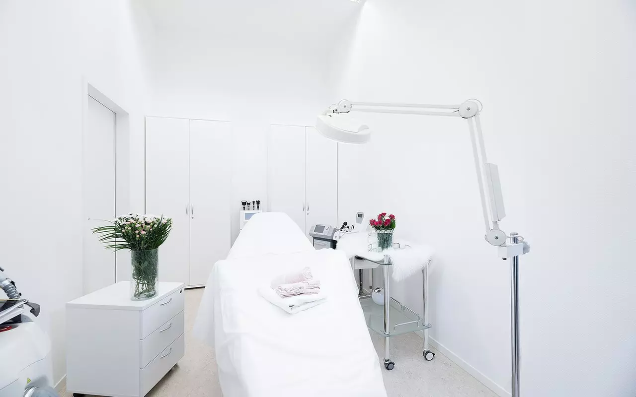 Glow & Shape: Gesichtsbehandlung inkl. Augenbrauenpflege