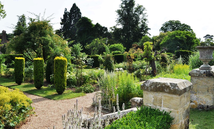 Image 4: Groombridge Place Gardens