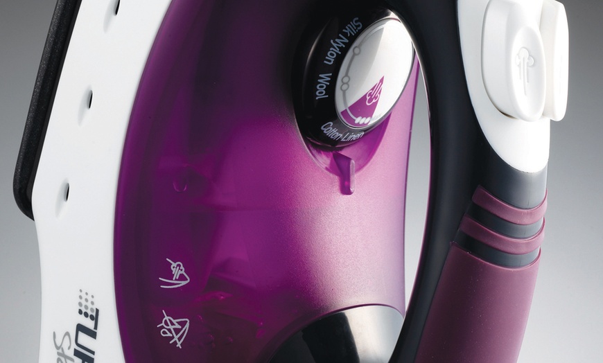 Image 6: Morphy Richards Turbo Steam Iron