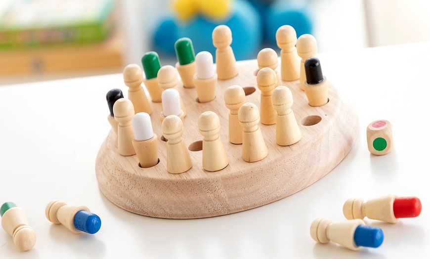 Image 9: Jouets en bois inspirés de la méthodologie Montessori