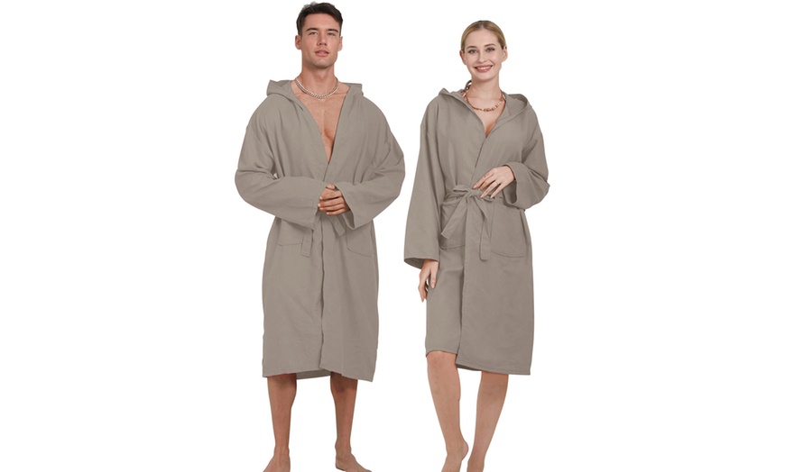 Image 10: Peignoir à capuche unisexe en microfibre douce