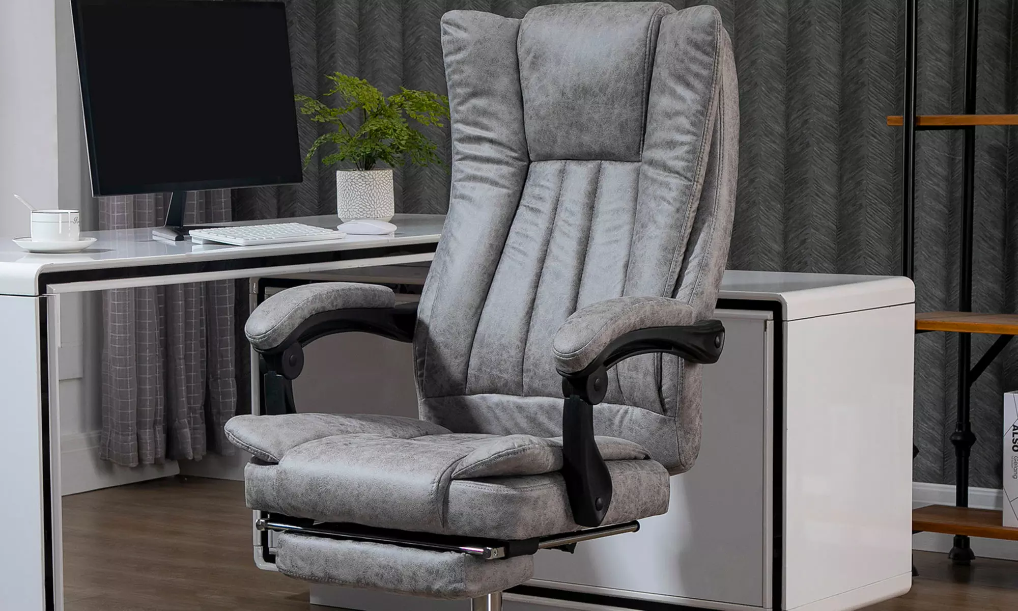 Vinsetto Executive Office Chair with Footrest