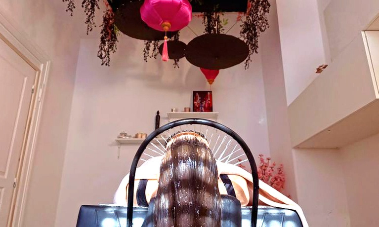 Head spa d'1h avec soin du visage ou traitement capillaire en option