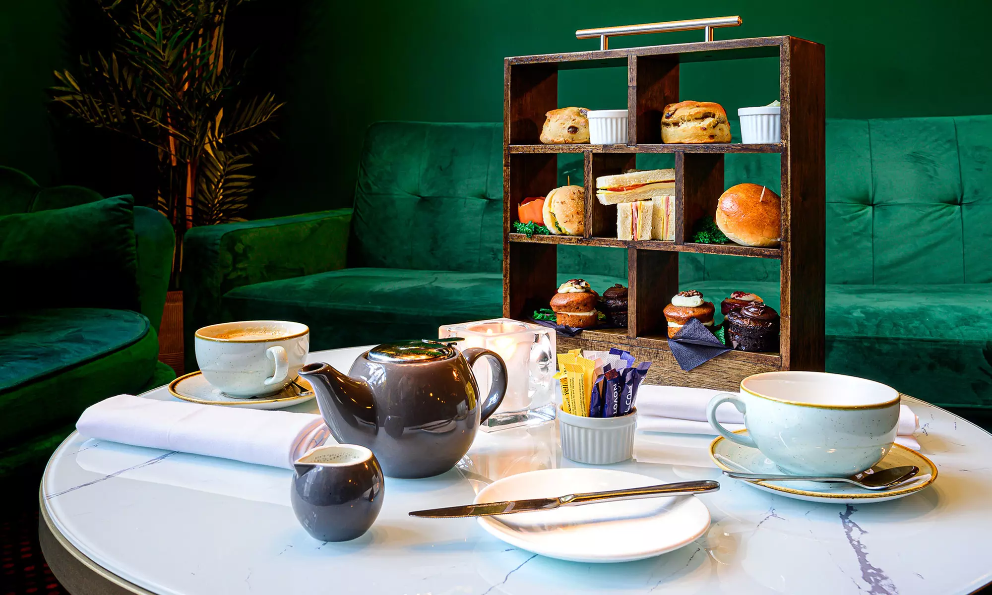 Traditional Afternoon Tea with/without Prosecco For Two, Three or Four