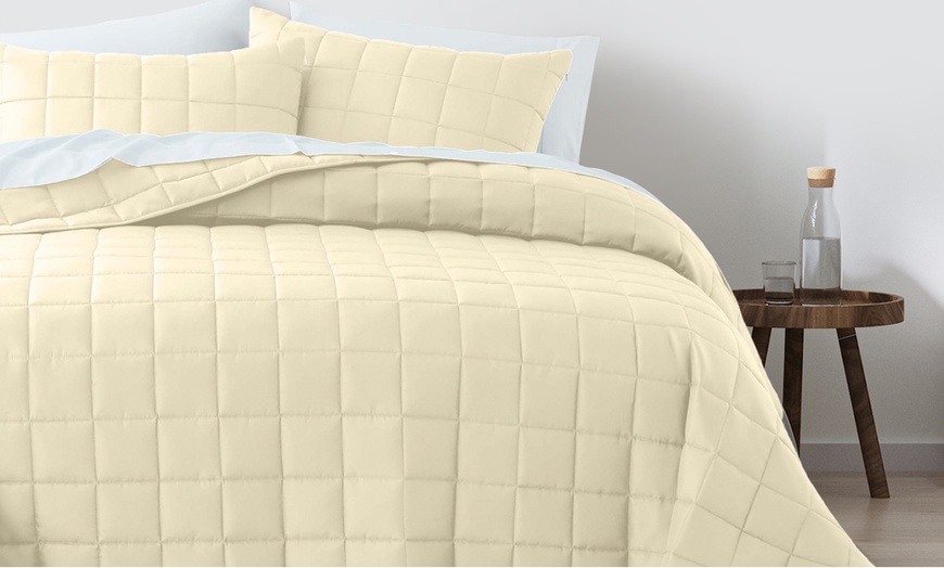 Image 30: Royal Comfort Three Piece Bedspread Coverlet Set 