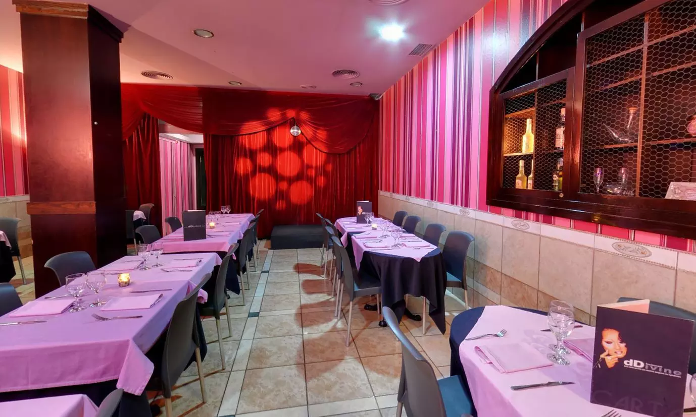 ✨Cena con espectáculo para 2 o 4 en Restaurante Show D'Divine
