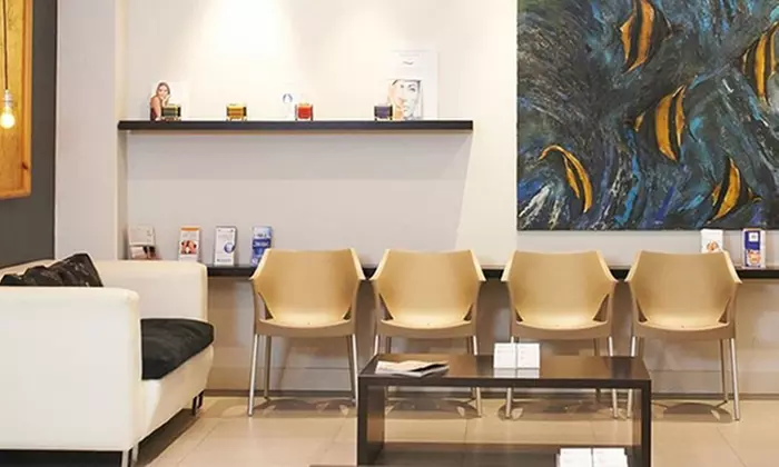 ¡Adiós, varices! 1 o 2 sesiones de escleroterapia vascular en piernas