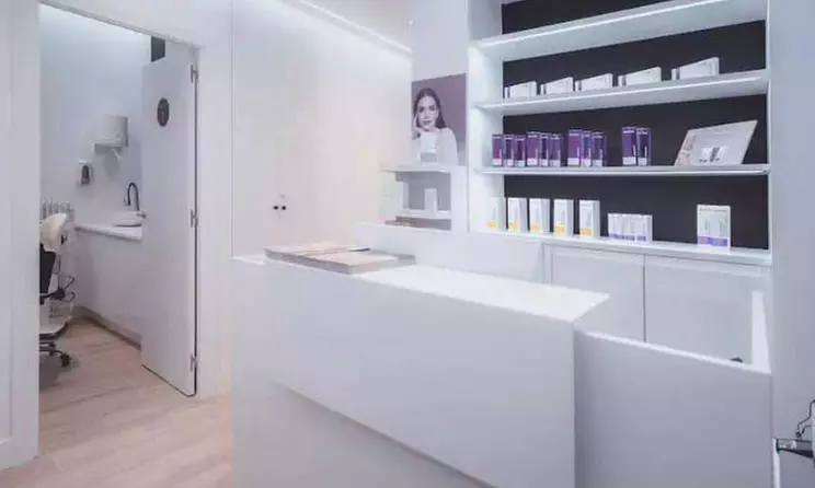 Combo reductor-reafirmante, láser 3D, reafirmante y masaje remodelador