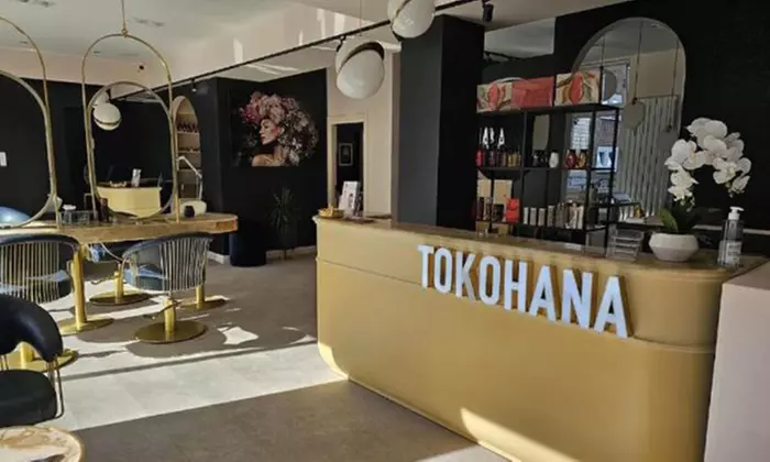 Klassische Maniküre oder Pediküre mit Schellack für 1 Person