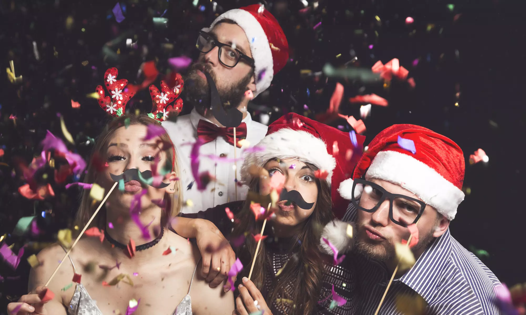 Weihnachtsfeier auf der Hamburger Reeperbahn mit Titten Tina für bis zu 29 Personen (33% sparen) - Primary Image