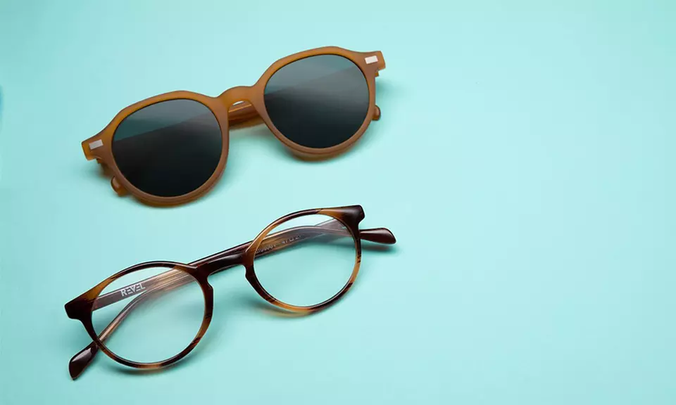 Lenses and Frames from GlassesUSA.com (Up to 80%) - Second Medium