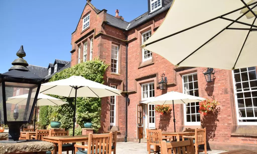 Cheshire: 1 Night with Breakfast