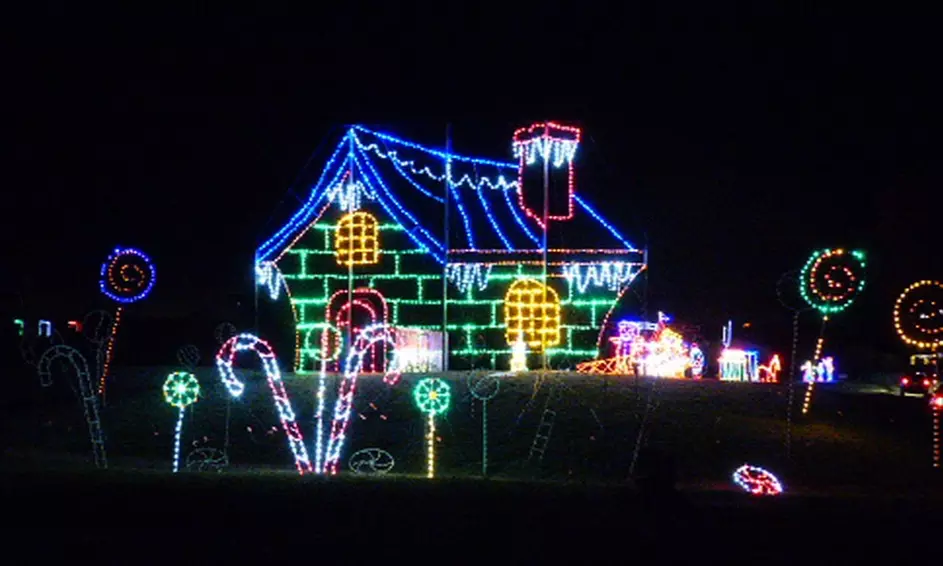 One Car Admission to The Wonderland of Lights & America's Christmas Village (November 25 - December 25) - Primary Image