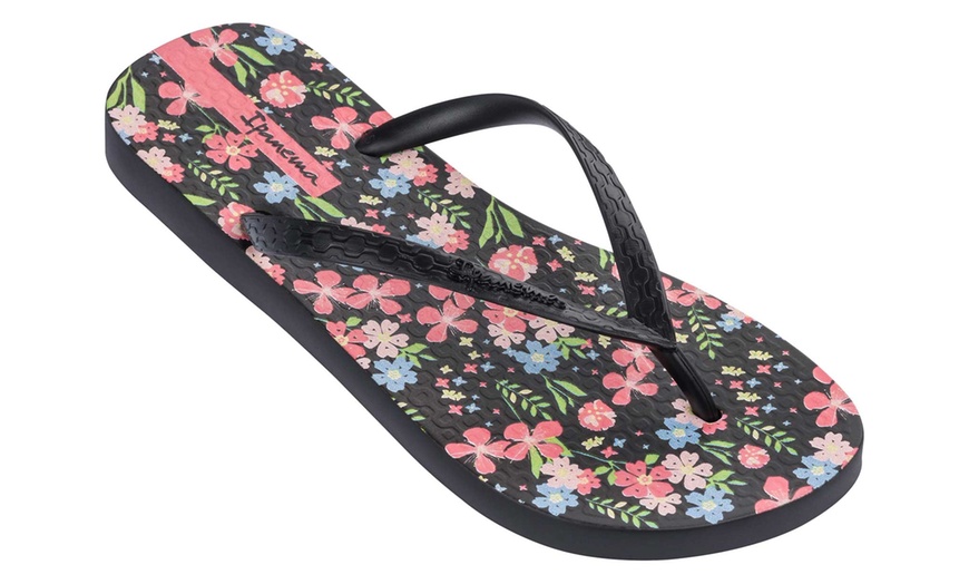 Image 5: Ipanema Flip Flops