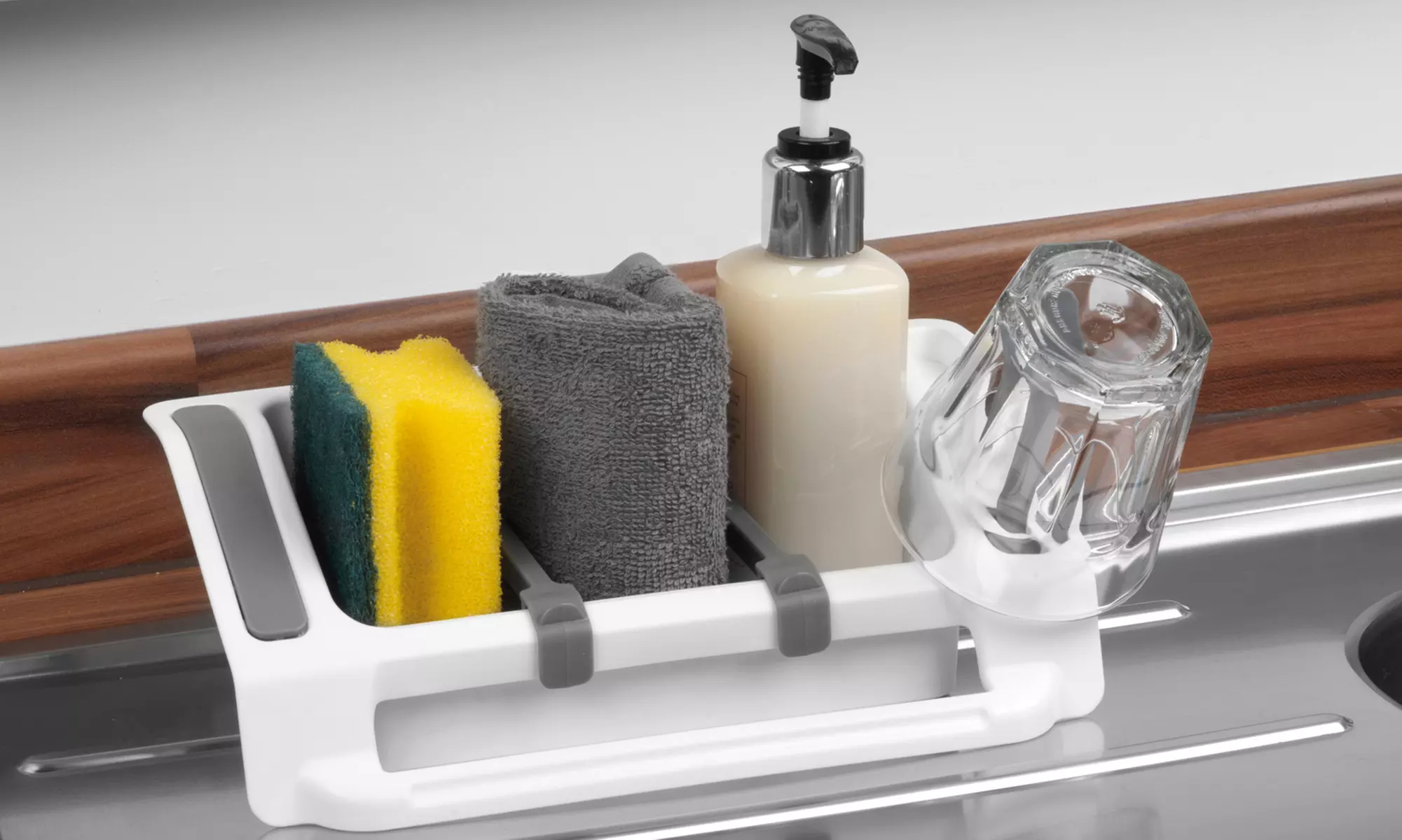 1 ou 2 paniers d'évier de stockage à paroi d'aspiration en plastique Beldray - Primary Image