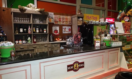 Menu Pizza con bevanda a scelta, dolce e ingresso al parco giochi fino a 4 persone offerto da Nunzia Contemi