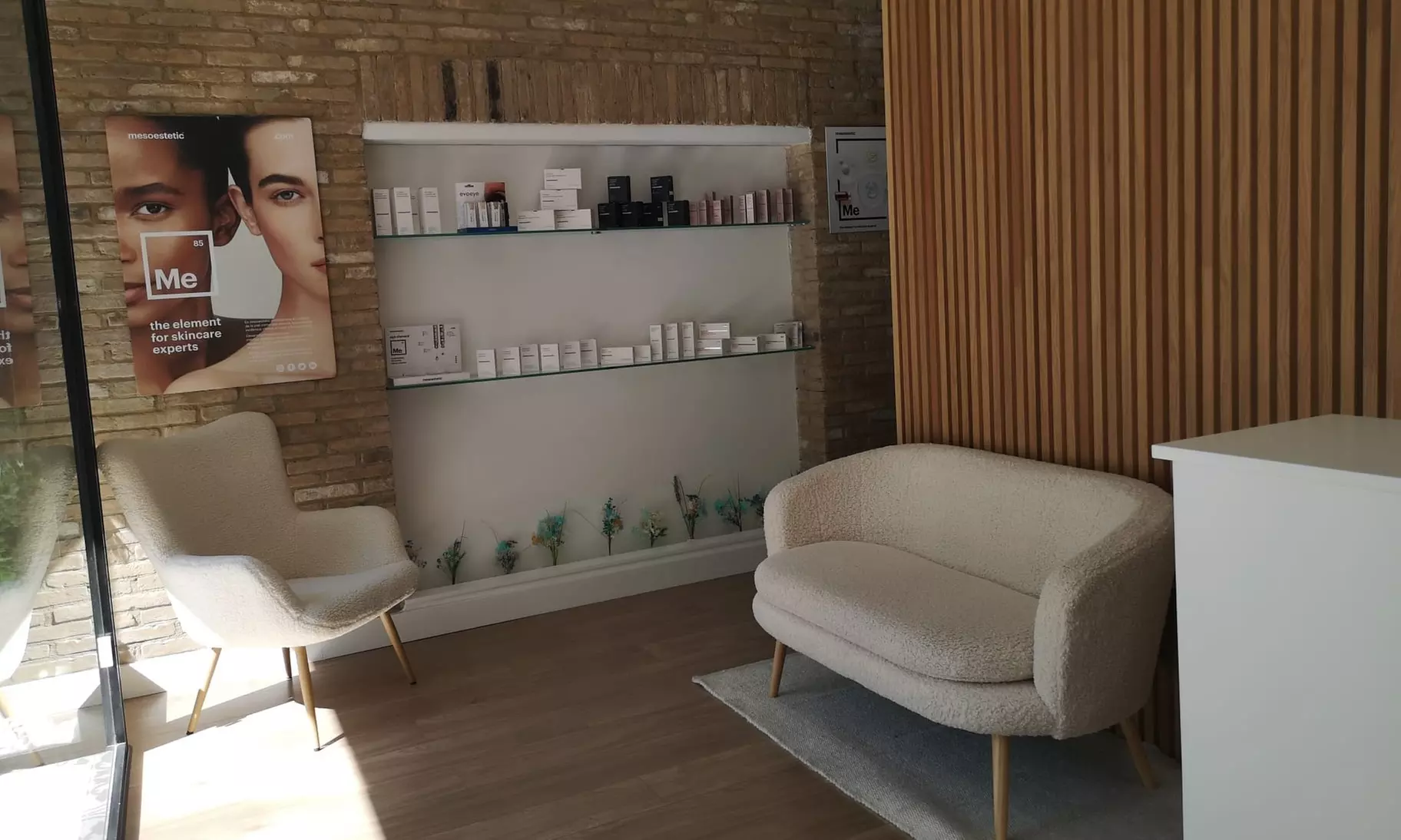 Sesiones de maderoterapia y presoterapia en Clínica Estética Rodríguez