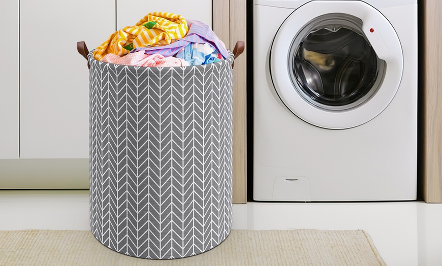 Image 31: Vinsani Drawstring Laundry Basket