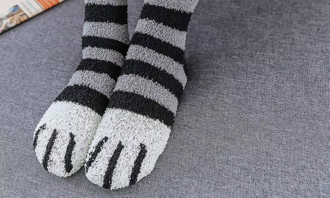 1x, 5x oder 10x Kuschelsocken mit Katzenmuster
