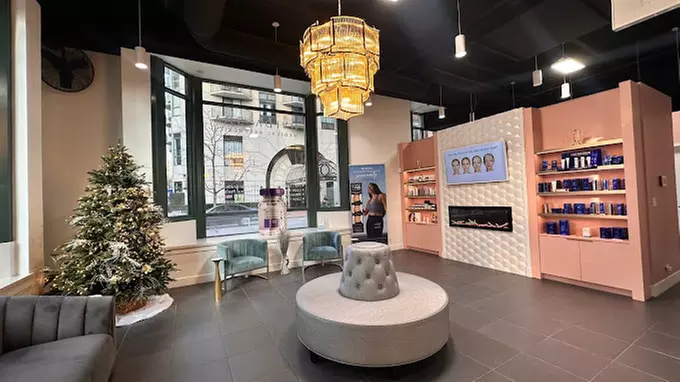 Experience up to 30% off at Dvida Spa with CoolSculpting Elite Sessions to redefine your body contour journey. - Primary Image