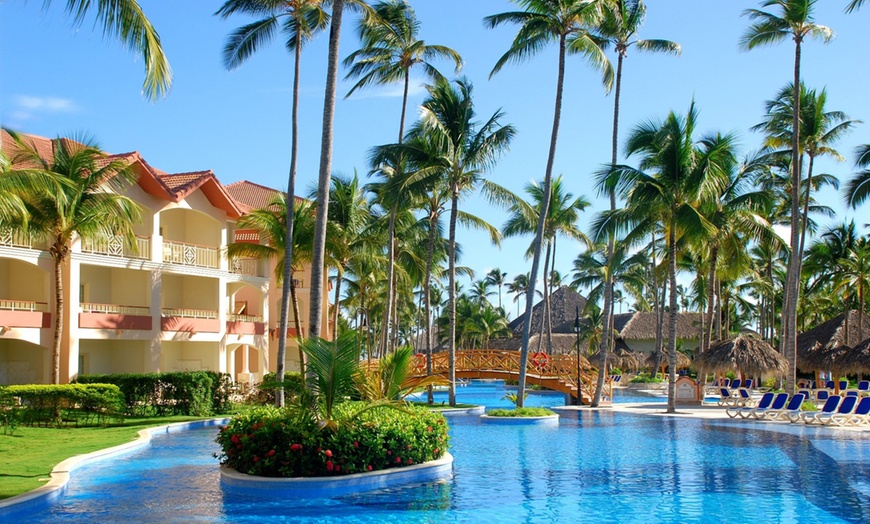 Majestic Colonial Punta Cana Stay with Airfare from Apple Vacations in ...