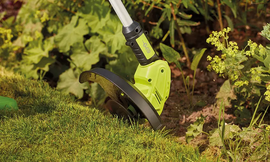 Image 2: Garden Gear Cordless Grass