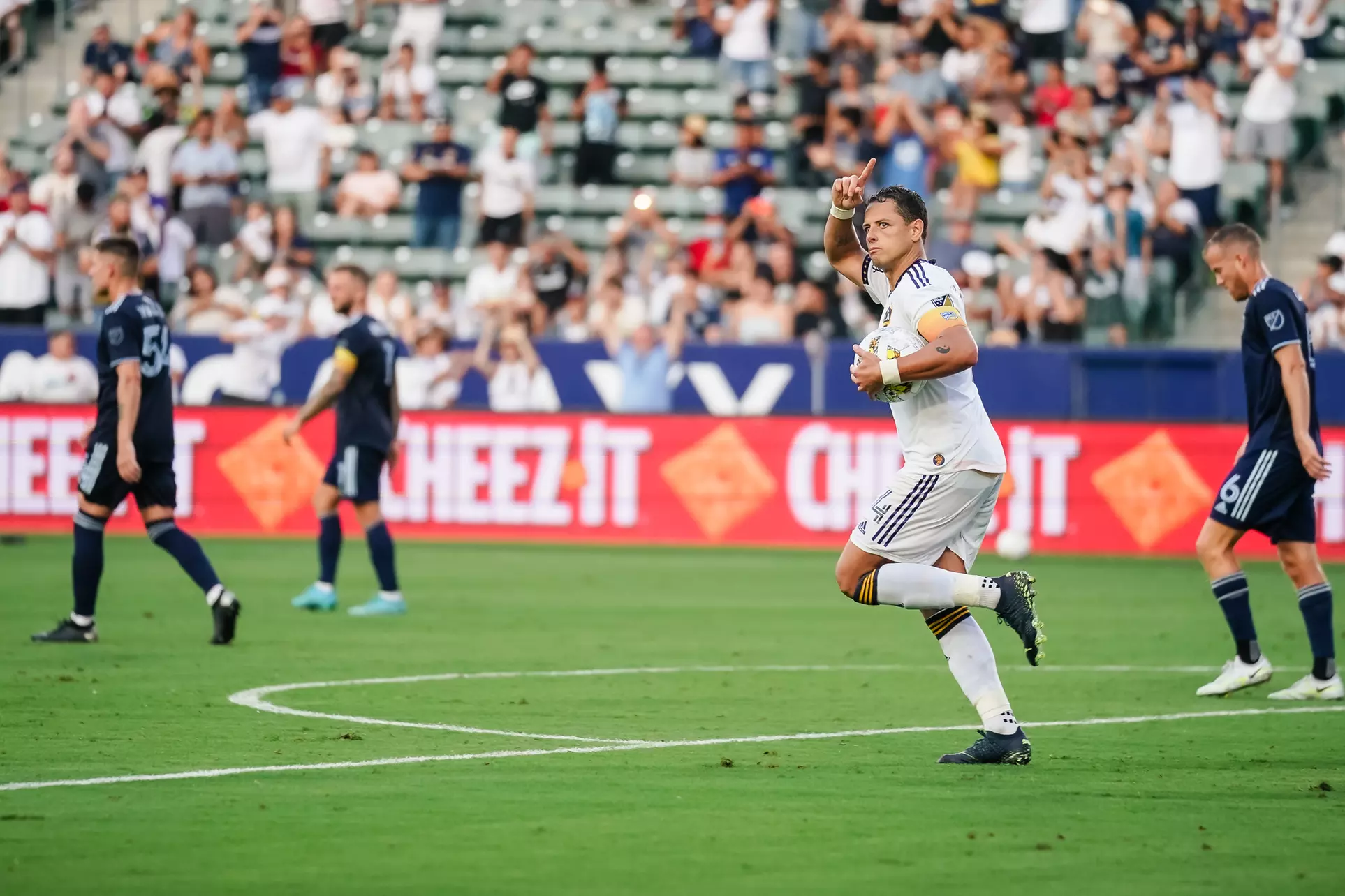 LA Galaxy (Through October 21) - Second Medium