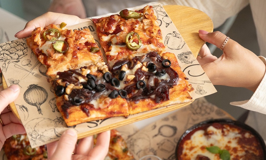 Image 3: Luxe Italiaans diner met onbeperkt pizza’s, antipasti en zoet einde