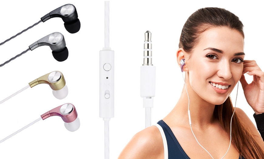 In-Ear Headphones | Groupon