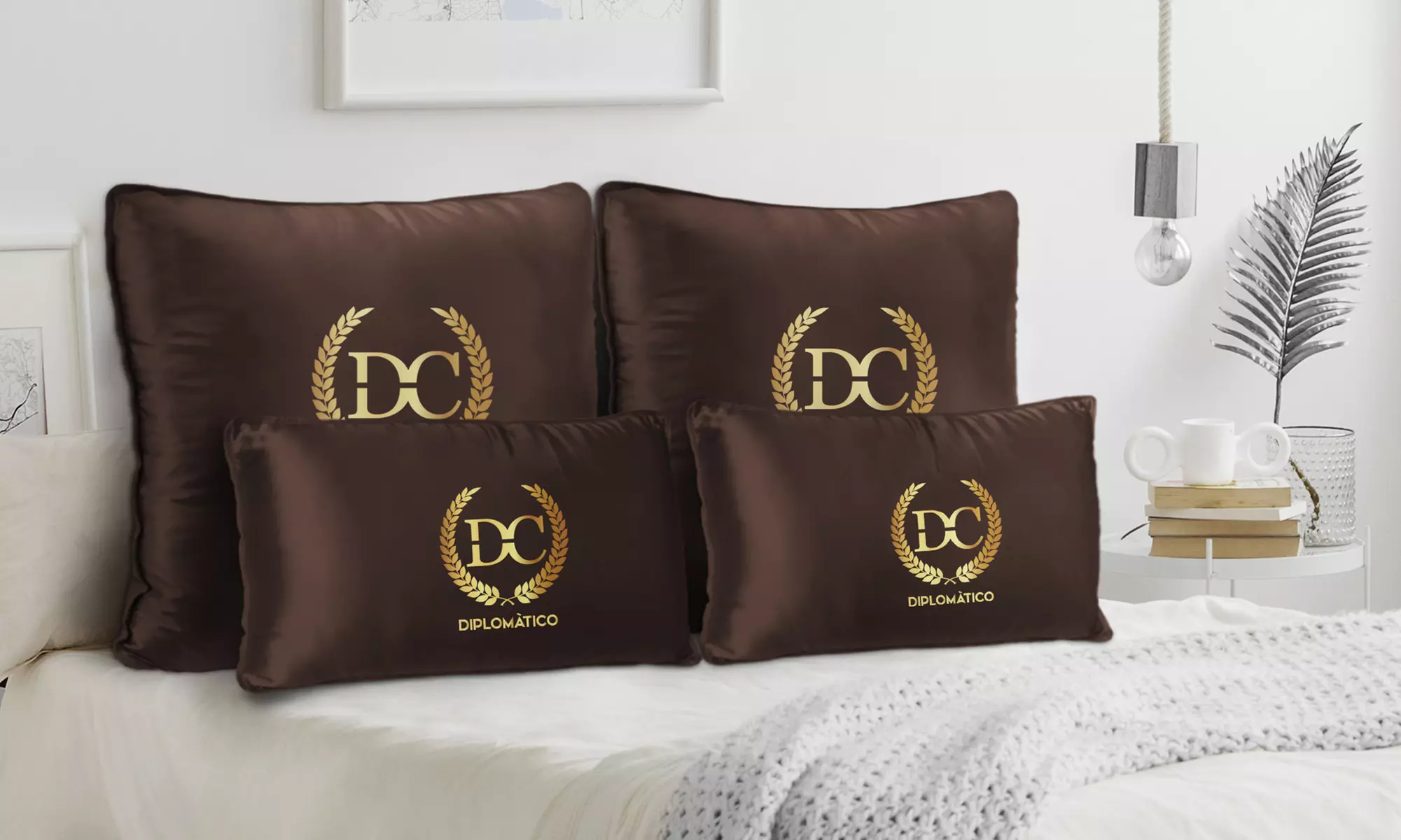 Oreiller "Diplomatico" moelleux, à mémoire de forme, 100% microfibre, ergonomique, hypoallergéniques, de marque Sampur - Primary Image