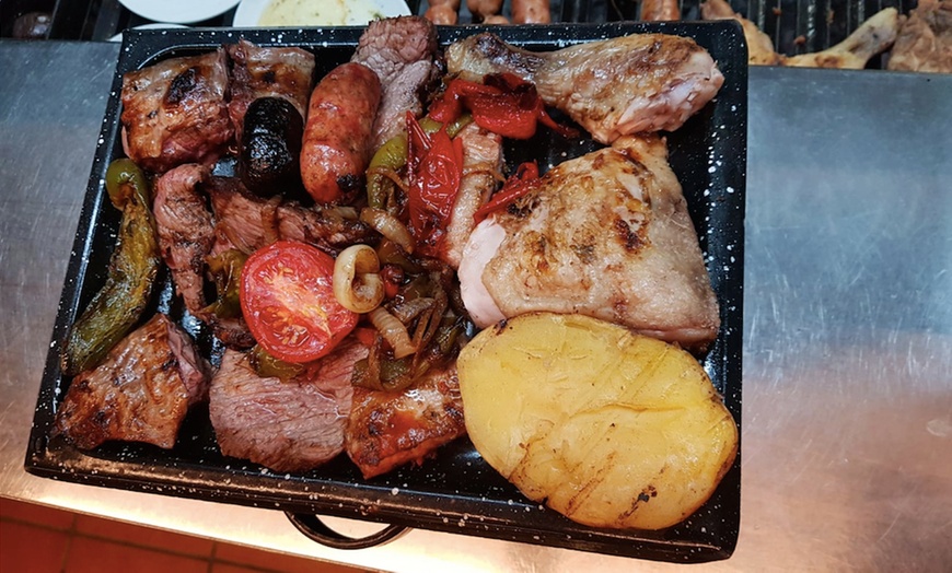 Image 3: Parrillada para dos personas