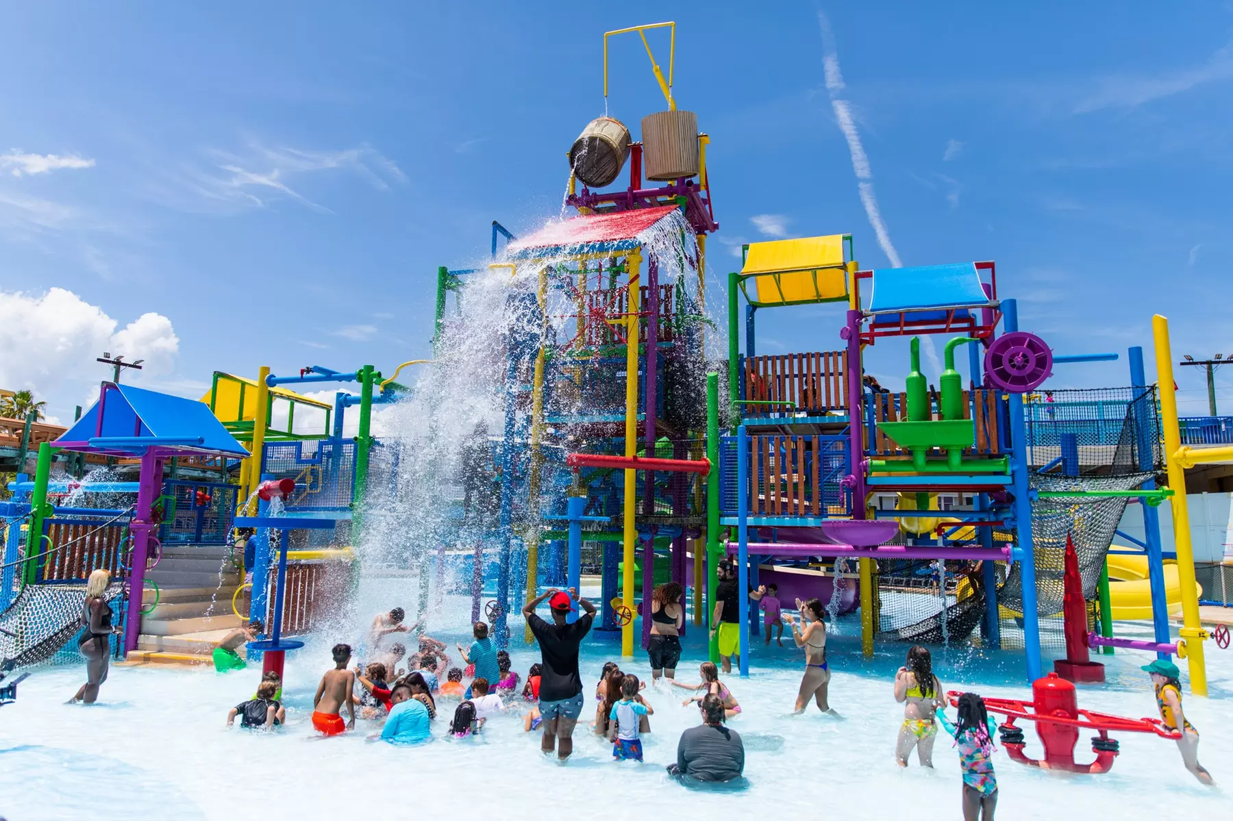 Daytona Lagoon Waterpark & Entertainment Center – Thrills & Arcade Fun