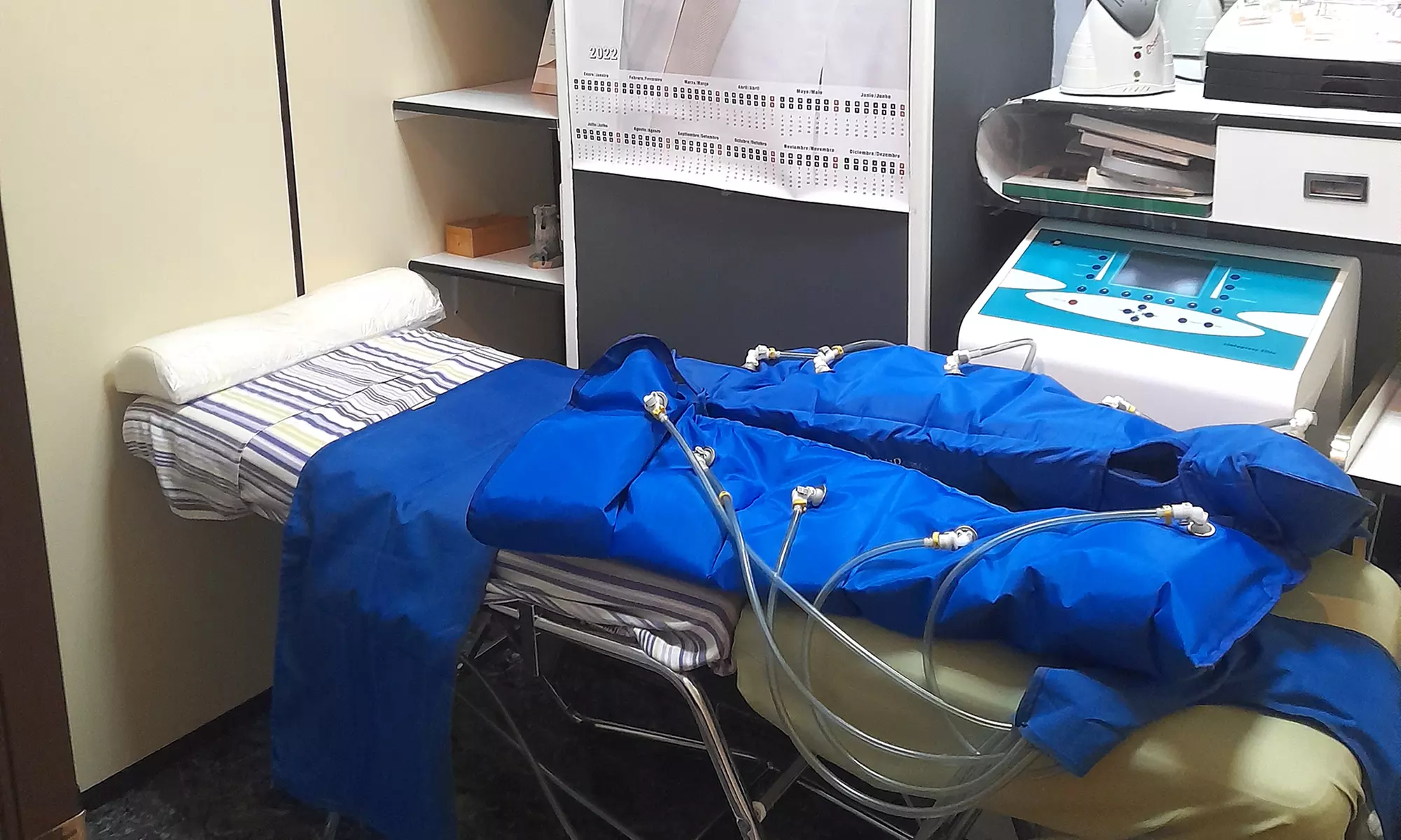 Tratamiento facial completo y opción a ampolla, radiofrecuencia y más