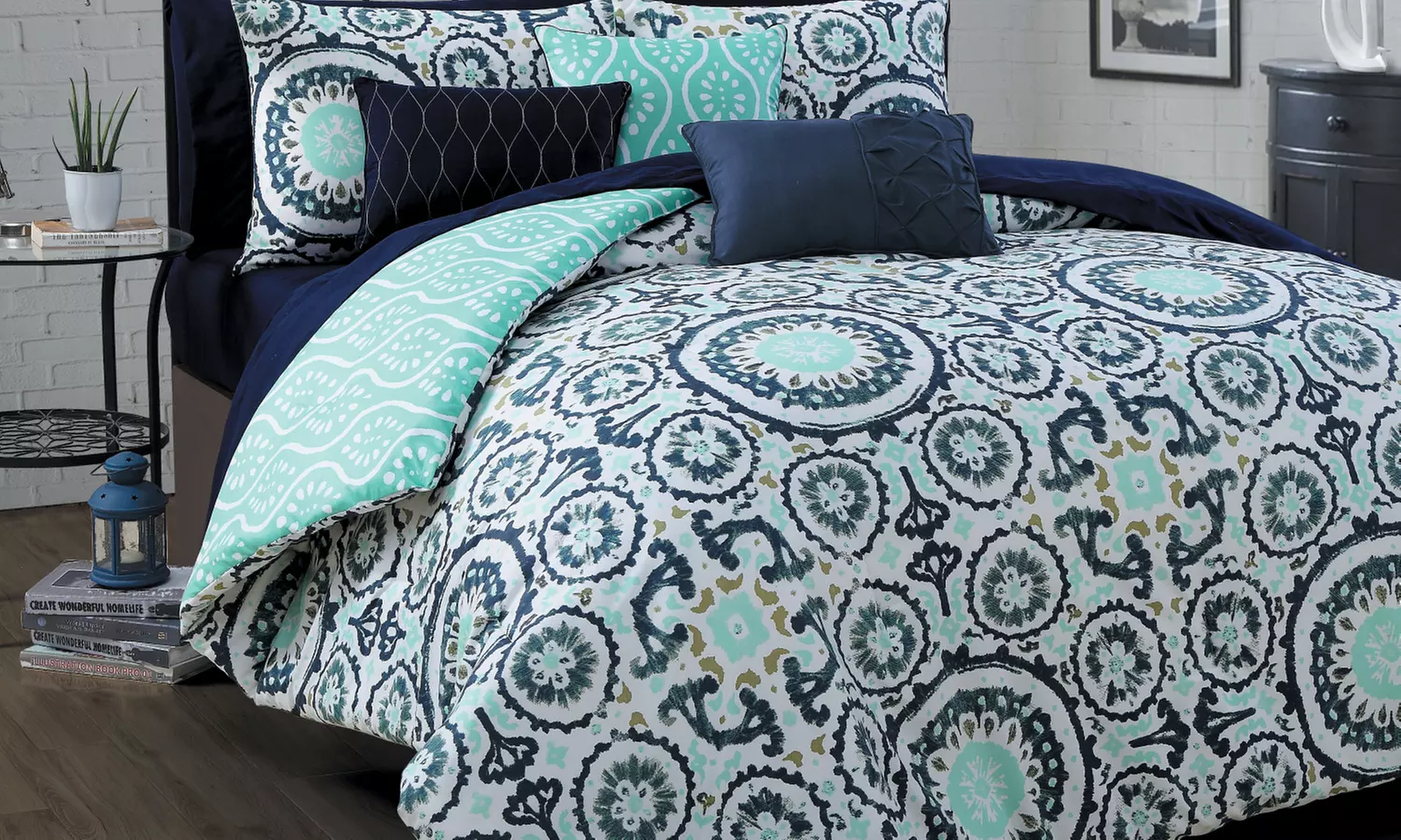 Reversible Bed in Bag Set with Sheets (10-piece) - Primary Image