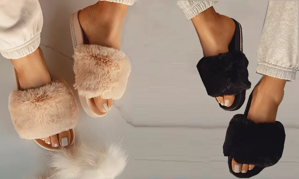 Mules en fausse fourrure douce - Primary Image
