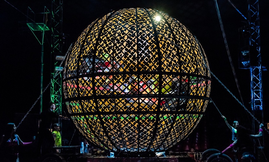 Image 3: Entry to Planet Circus 2019