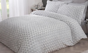  Textured Faux Fur Duvet Set 