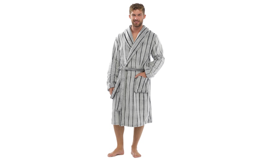 Image 15: Men's Fleece Dressing Gowns