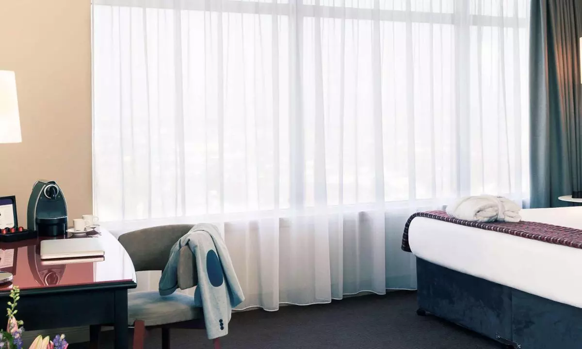 Cardiff: 4* Classic Double or Twin Room with Breakfast & Late CheckOut