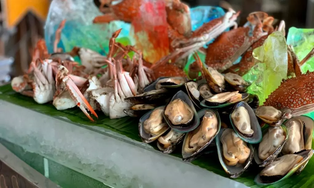 5* Saturday Brunch w/Optional Pool Access: Child AED 75, Adult AED 149