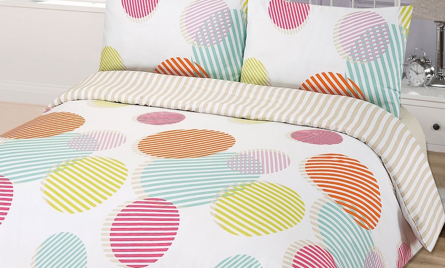 Image 4: Spots and Stripes Duvet Sets