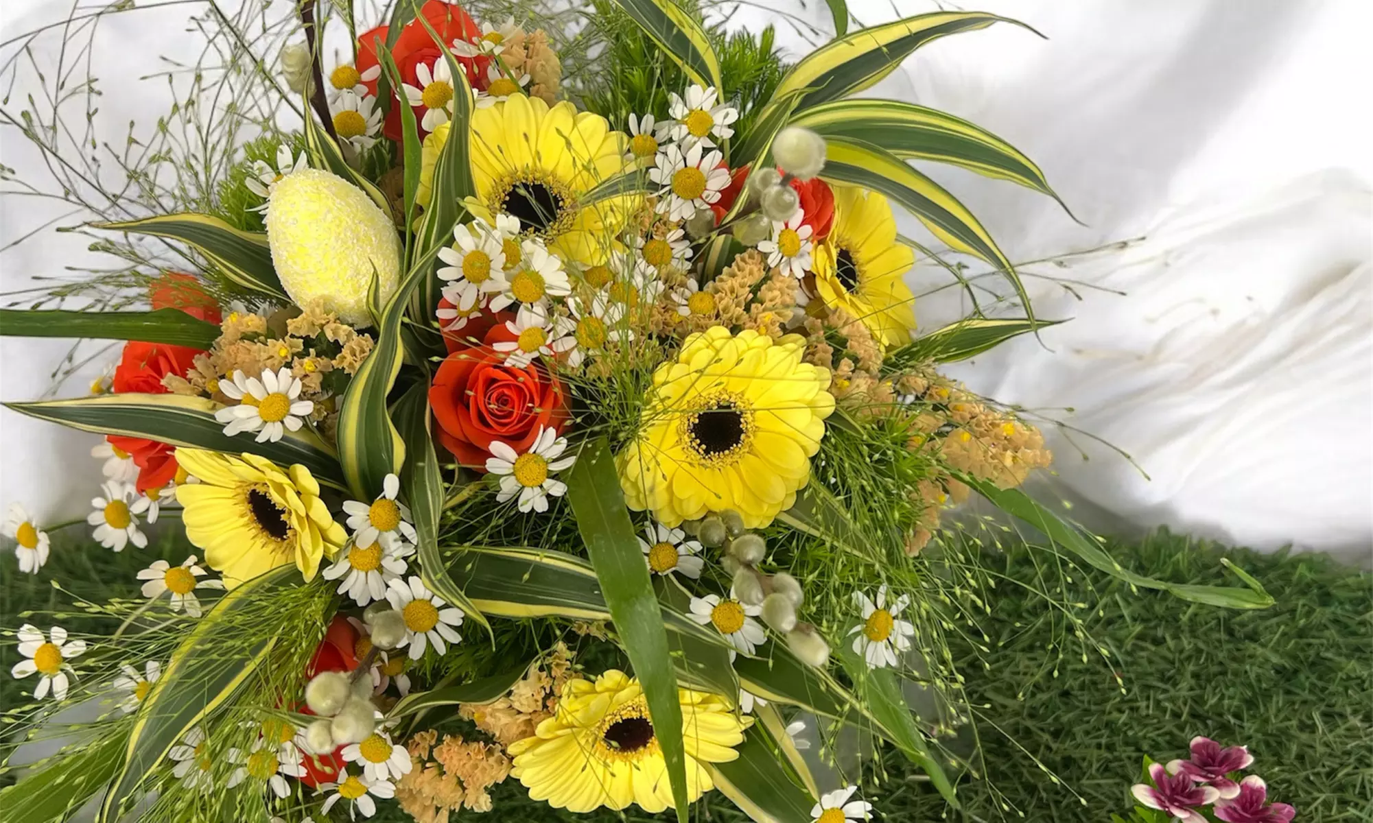 Un bouquet Soleil de Pâques avec Kokomo