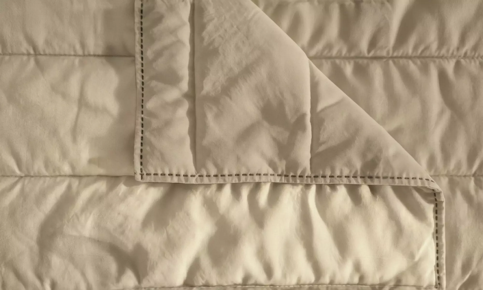 Couvre-lit "Trapuntino Golia" double face effet vintage "water washed"