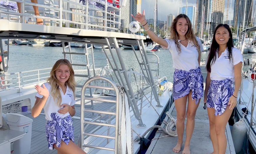 Image 3: Experience Hawaii’s Humpback Whales: 2-Hour Waikiki Cruise