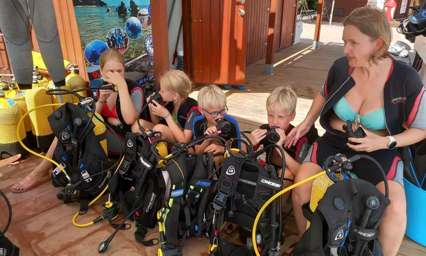 Image 4: Bautismo de buceo para 1 o 2 personas con material, fotos y vídeos